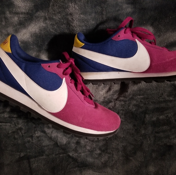 Mens nike low court shoes size 10 like new - Picture 1 of 3